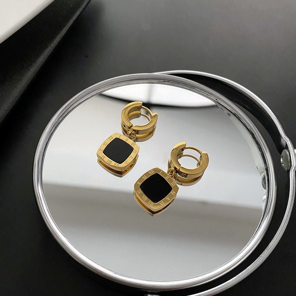 18K Gold Plated Mini Hoop Earrings*Square Drop Earrings*Roman Numero*AR - Picture 4 of 5